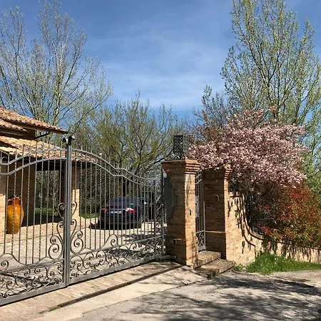 Bed & Breakfast Luci Sui Monti *